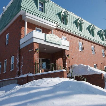 Niseko Freedom Inn Kutchan Dış mekan fotoğraf